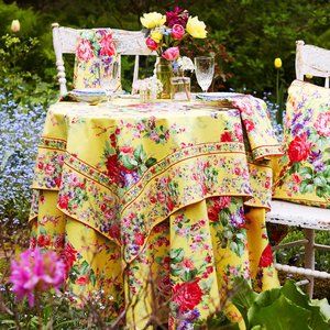 April Cornell Tablecloth Cottage Rose 36x36 NWT